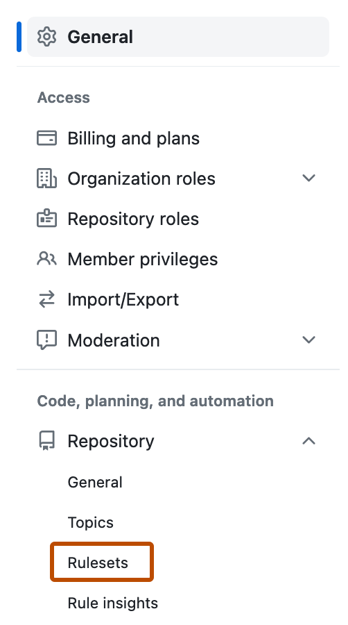 Captura de pantalla de la página de configuración de una organización. En la barra lateral, aparece un vínculo etiquetado como "Conjuntos de reglas" con un contorno naranja.