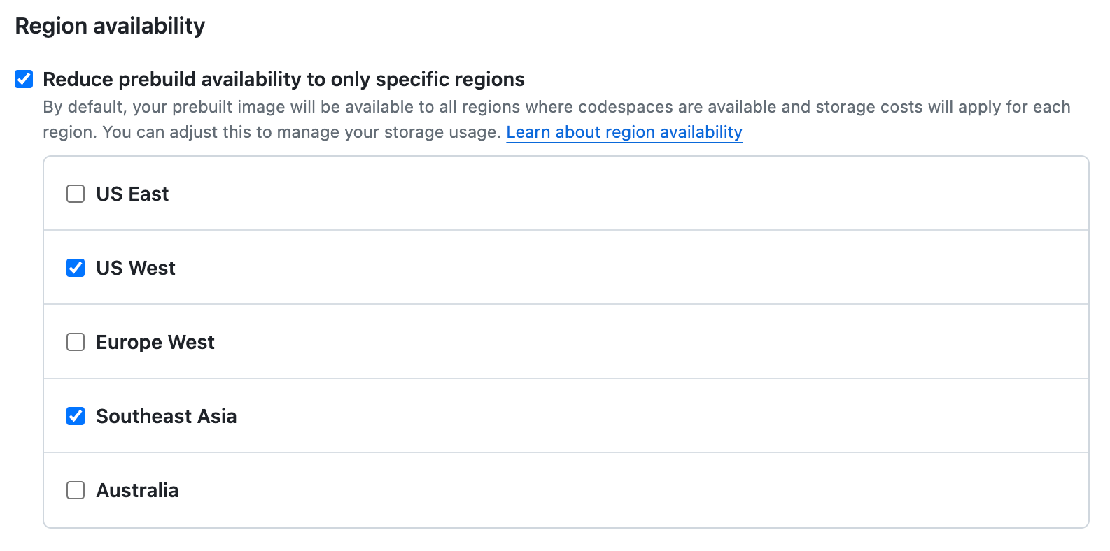 [リージョンの可用性] 設定のスクリーンショット。 [特定のリージョンでのみ使用できるプレビルドを減らす] が選択されており、2 つのリージョンが選択されています。